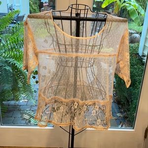 O’Neil lace top
